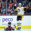 Pittsburgh Penguins voittaa Philadelphia Flyersin kotonaan, kaventaa eroa